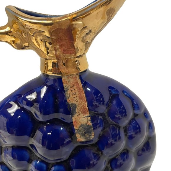 Vintage Jim Beam Ceramic Liquor Decanter Blue Grape Cluster Gold Trim 1963 - Picture 11 of 11